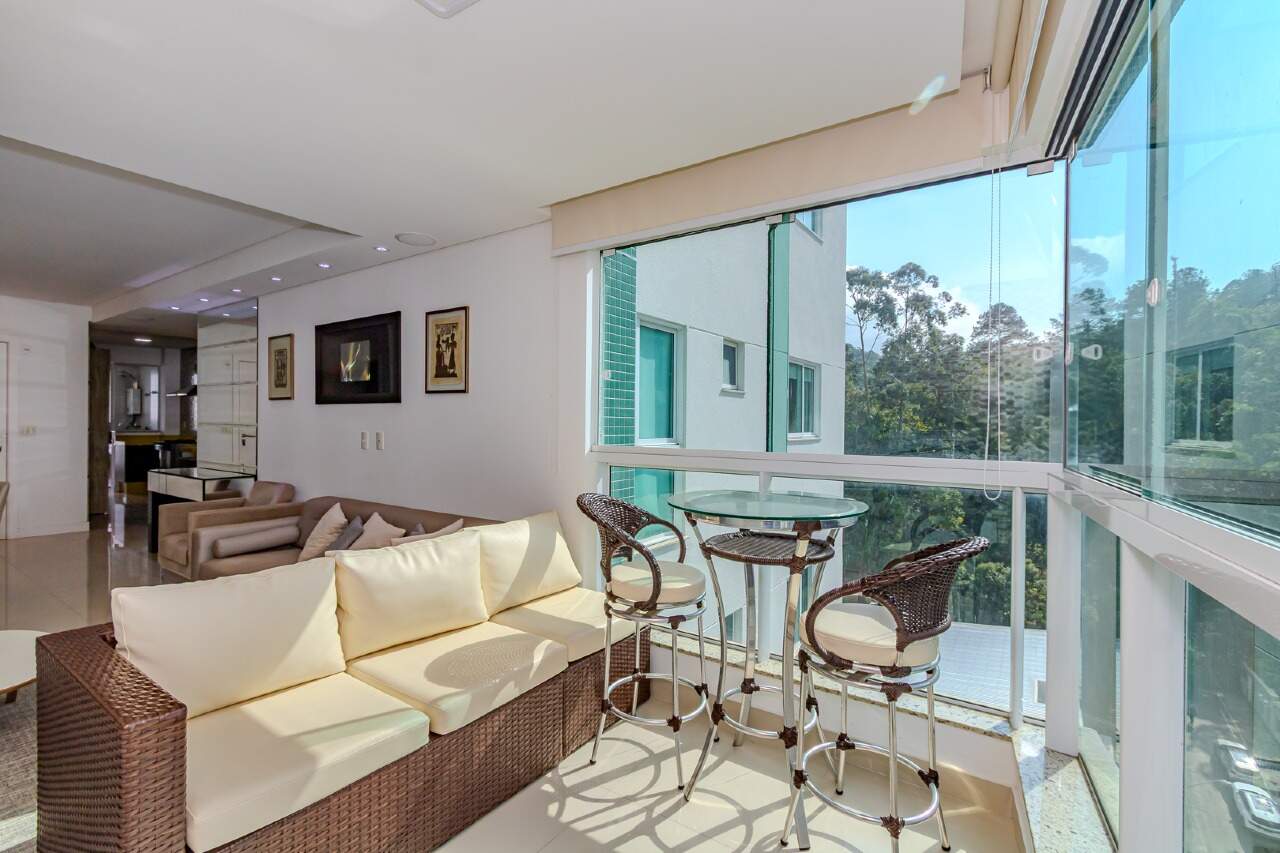 Apartamento de 3 quartos, 135m² no bairro Pioneiros, em Balneário Camboriú | Eu Corretor