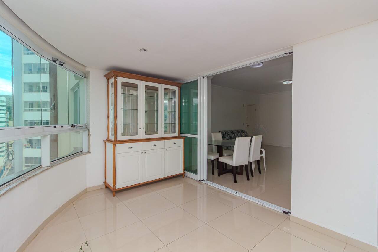 Apartamento de 3 quartos, 160m² no bairro Pioneiros, em Balneário Camboriú | Eu Corretor