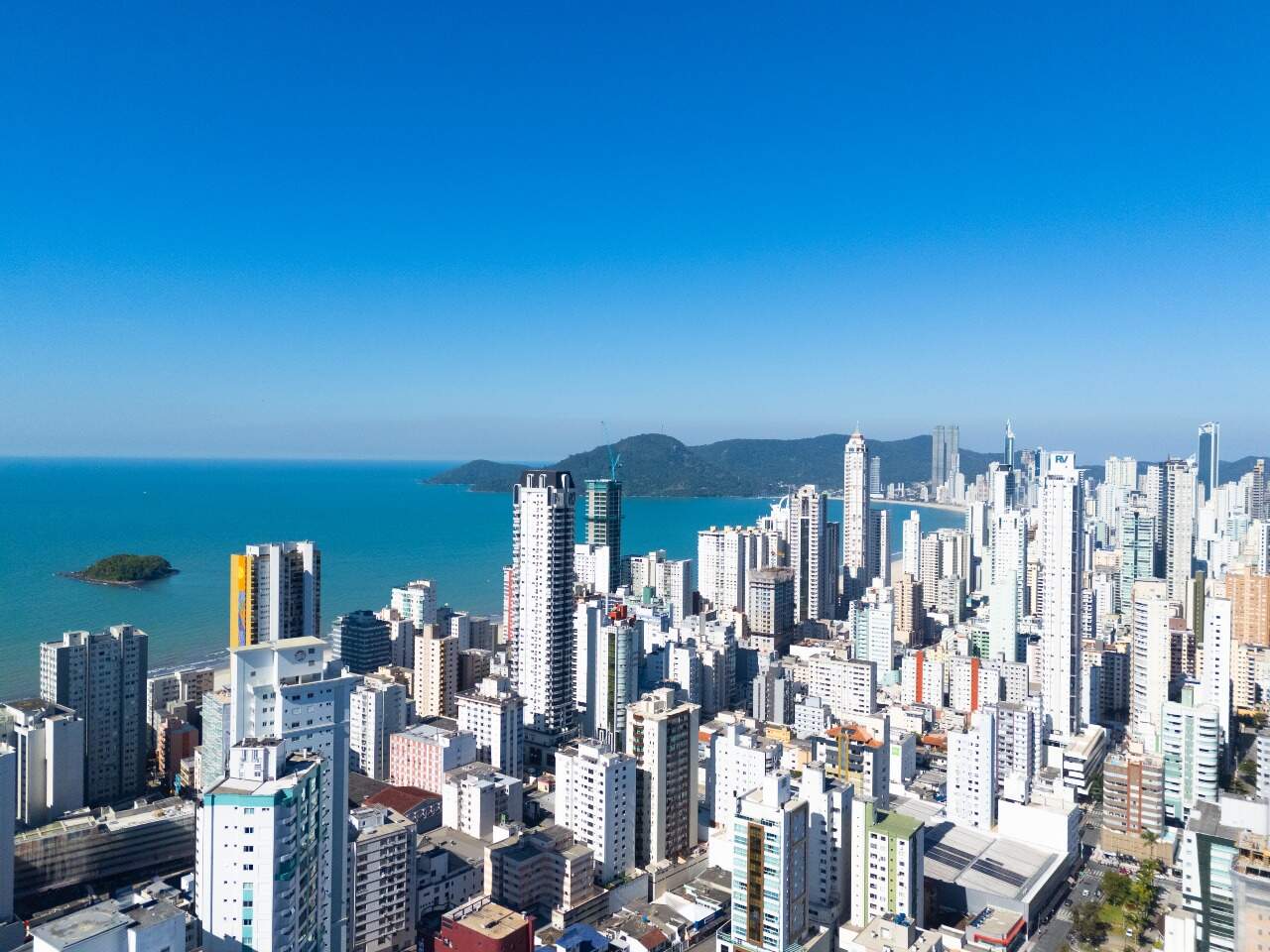 Apartamento de 3 quartos, 139m² no bairro Centro, em Balneário Camboriú | Eu Corretor