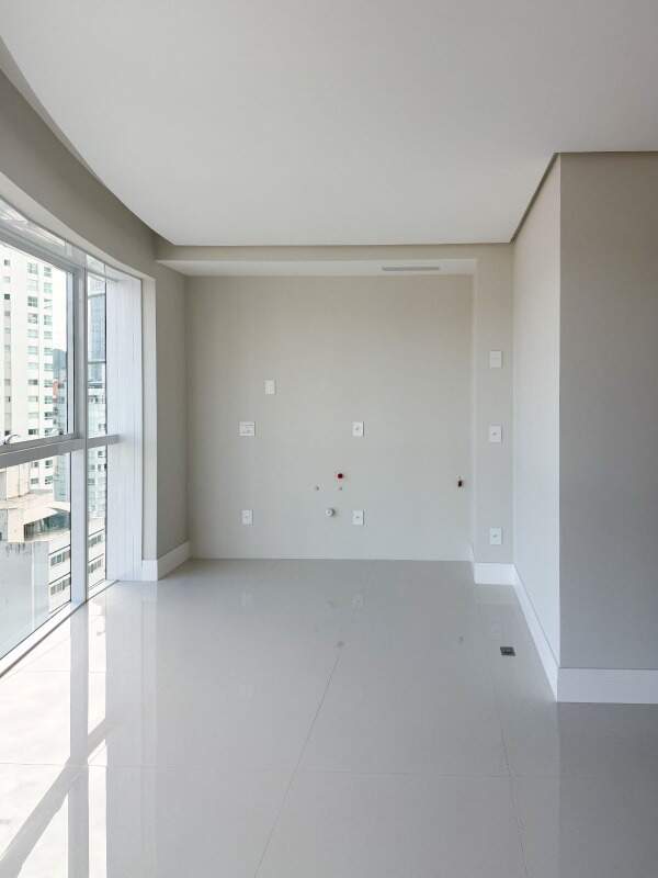 Apartamento de 3 quartos, 138m² no bairro Centro, em Balneário Camboriú | Eu Corretor