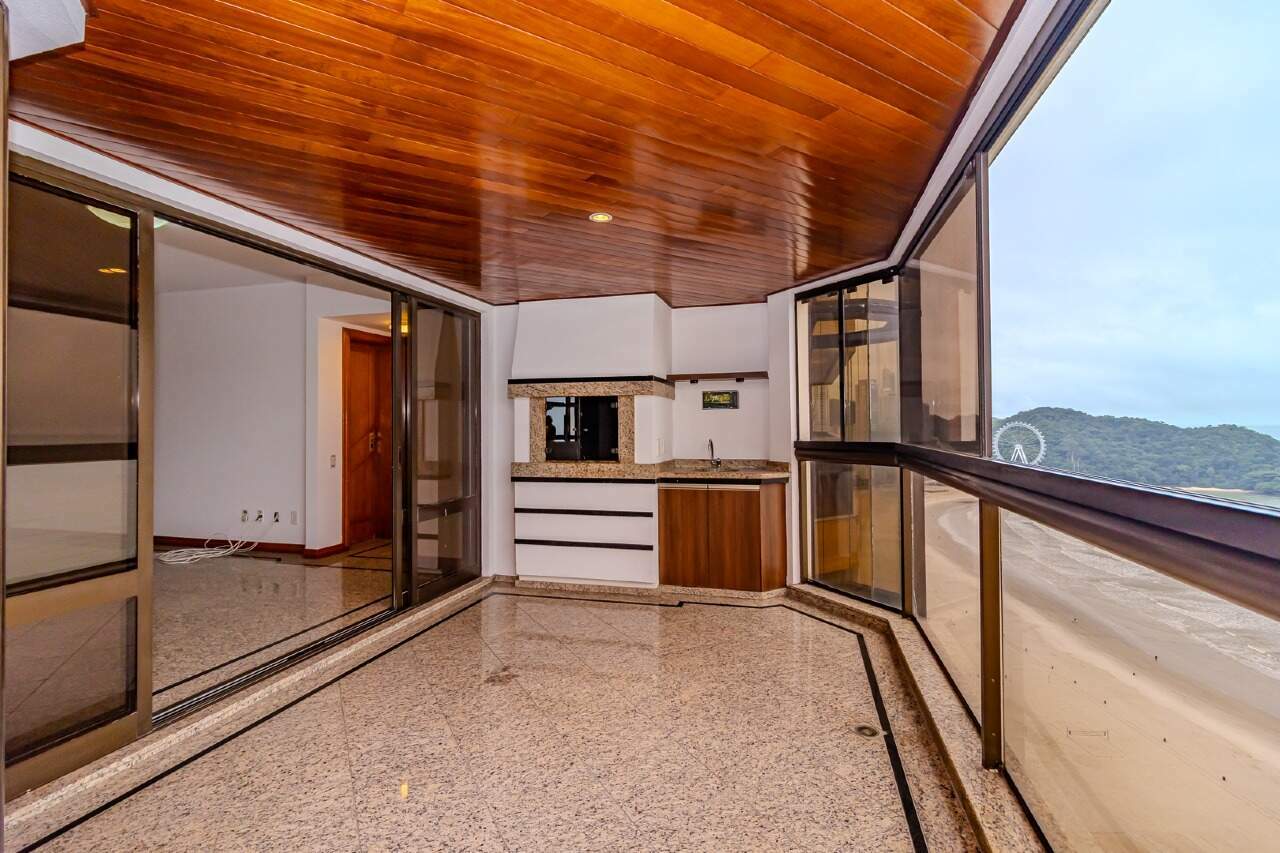 Apartamento de 3 quartos, 211m² no bairro Centro, em Balneário Camboriú | Eu Corretor