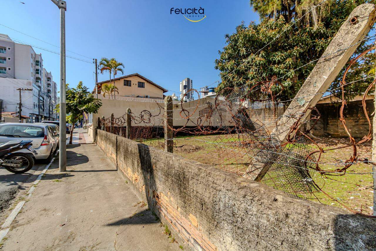 Lote/Terreno de 272m² no bairro Centro, em Balneário Camboriú | Eu Corretor