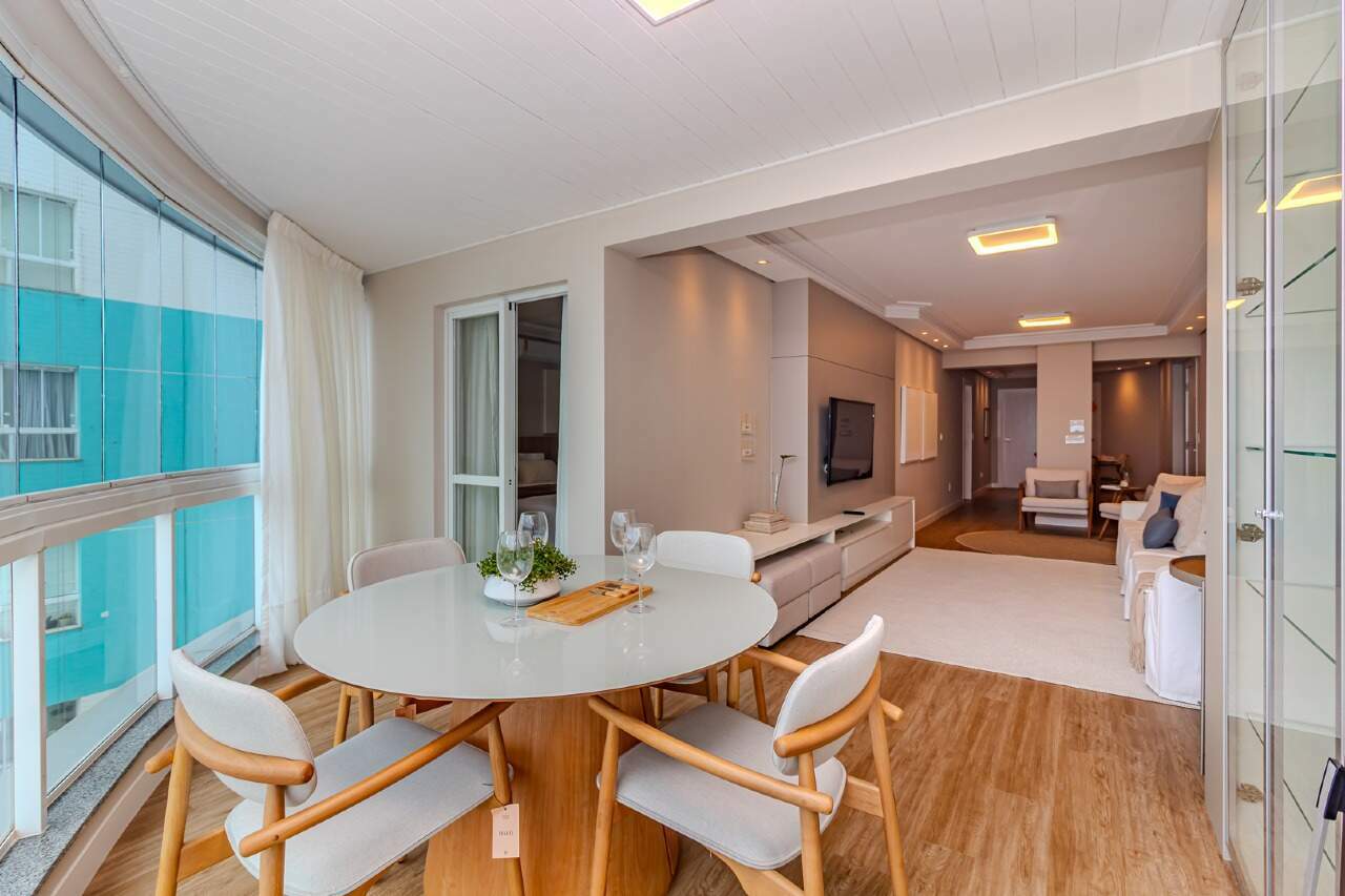 Apartamento de 3 quartos, 114m² no bairro Centro, em Balneário Camboriú | Eu Corretor