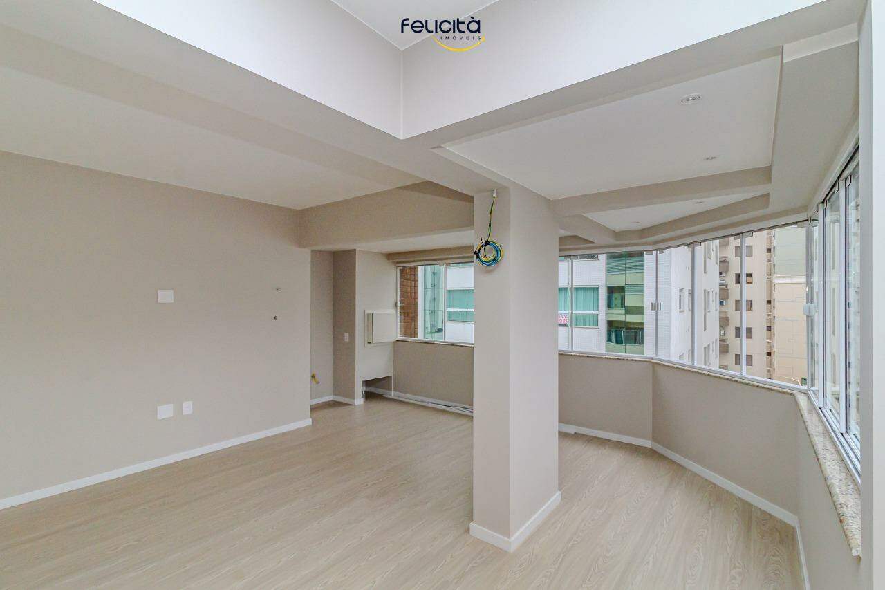 Apartamento de 2 quartos, 76m² no bairro Centro, em Balneário Camboriú | Eu Corretor