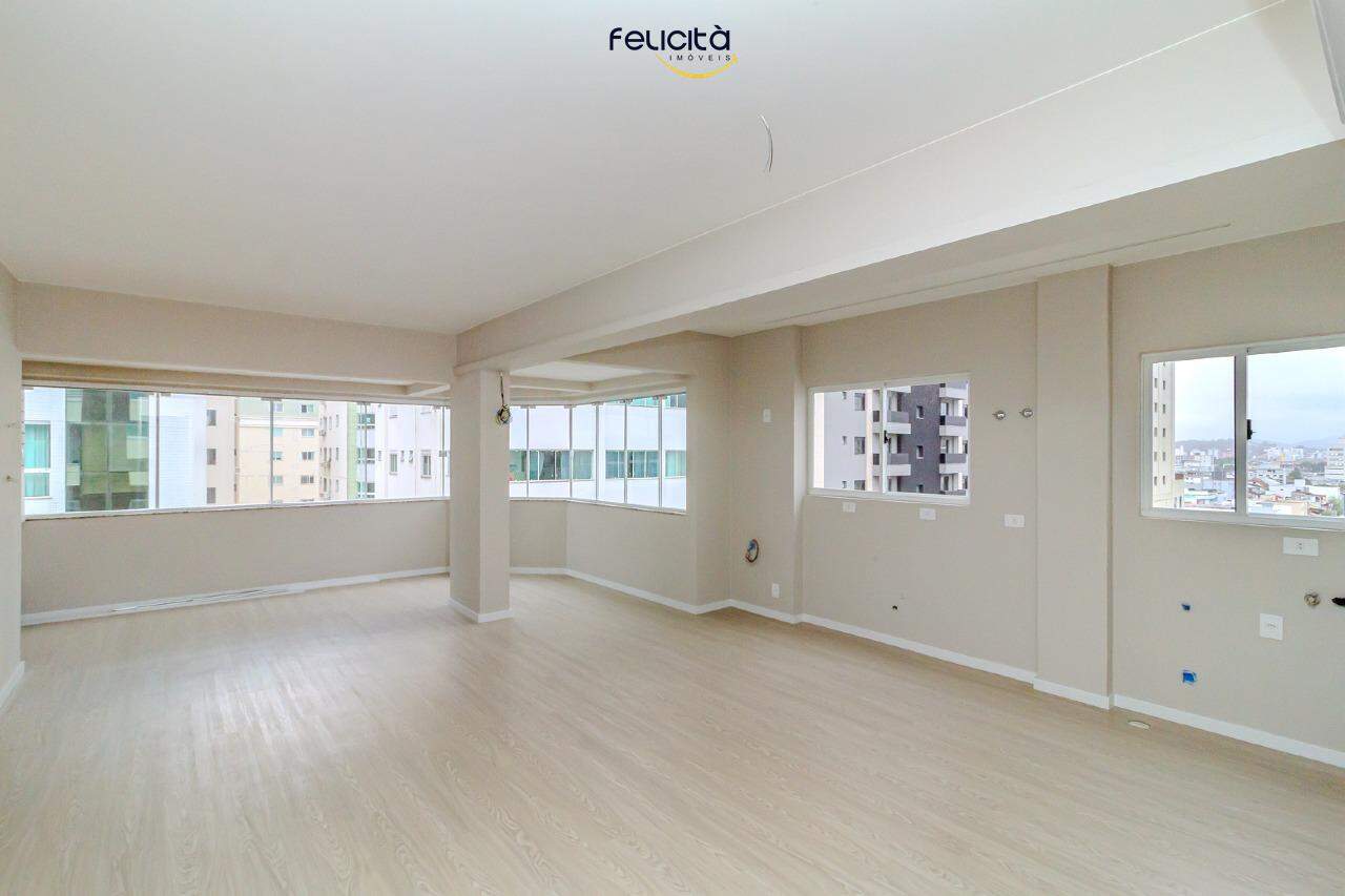 Apartamento de 2 quartos, 76m² no bairro Centro, em Balneário Camboriú | Eu Corretor