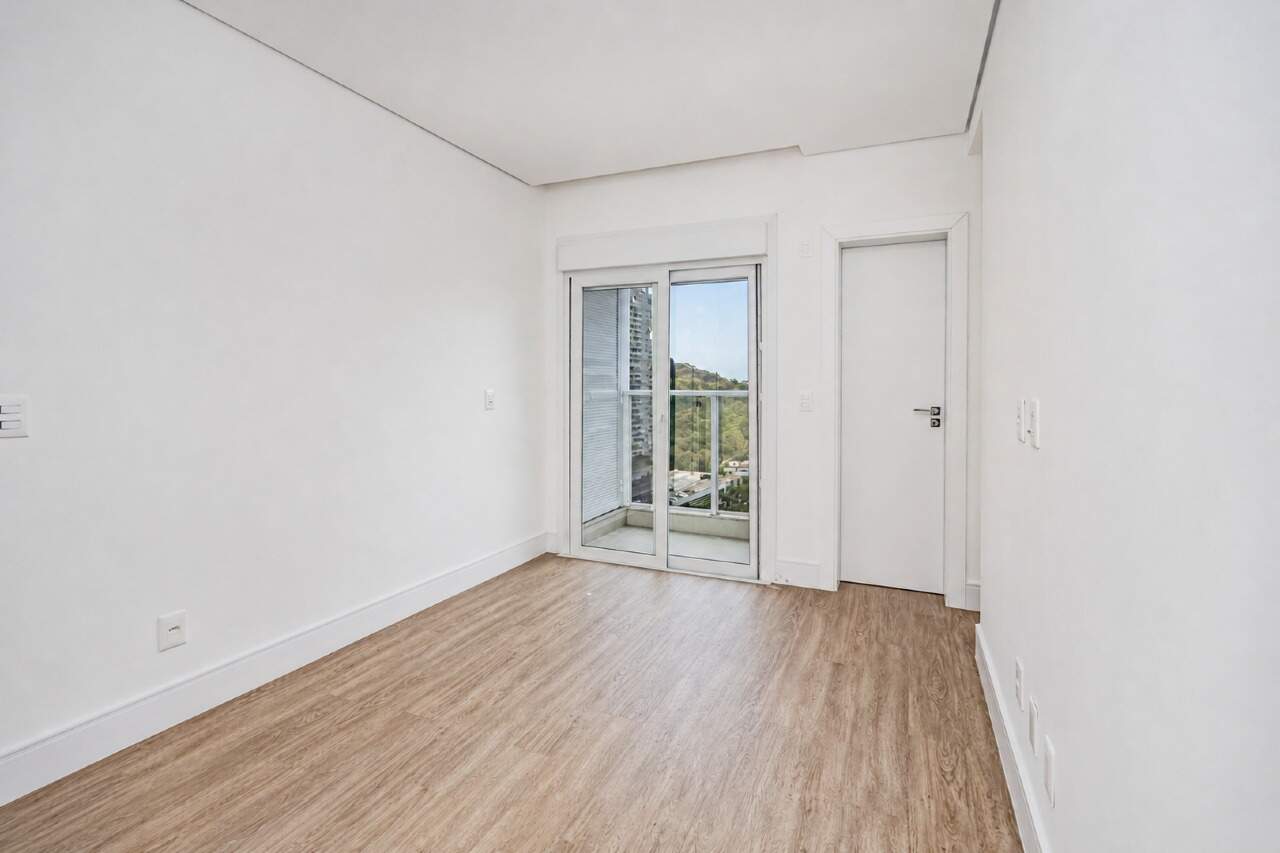 Apartamento à venda no Praia Brava: 