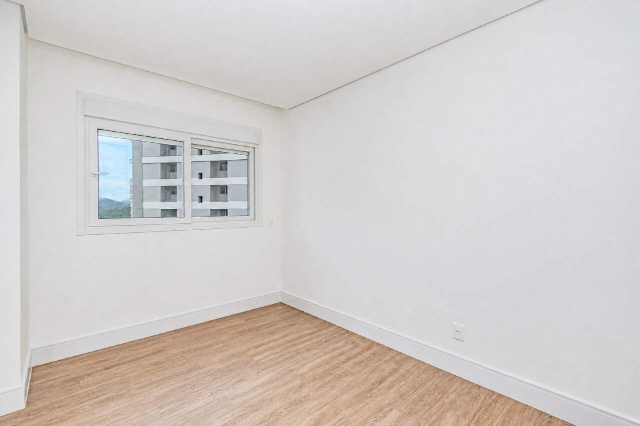 Apartamento à venda no Praia Brava: 