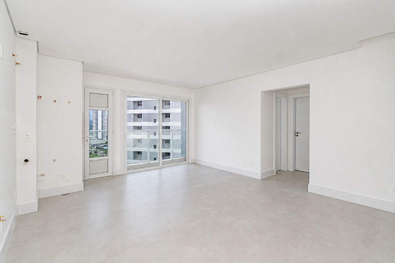 Apartamento à venda no Praia Brava: 