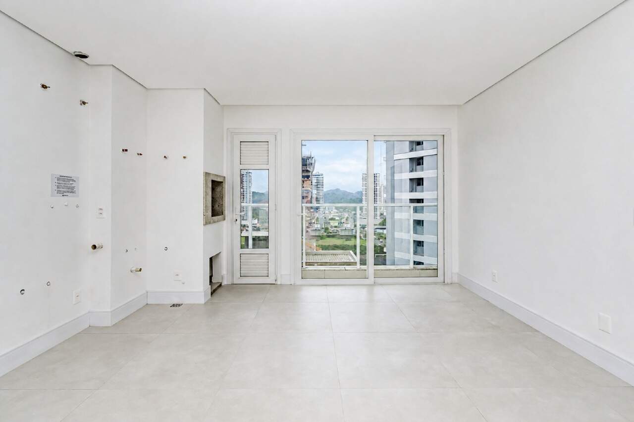 Apartamento à venda no Praia Brava: 