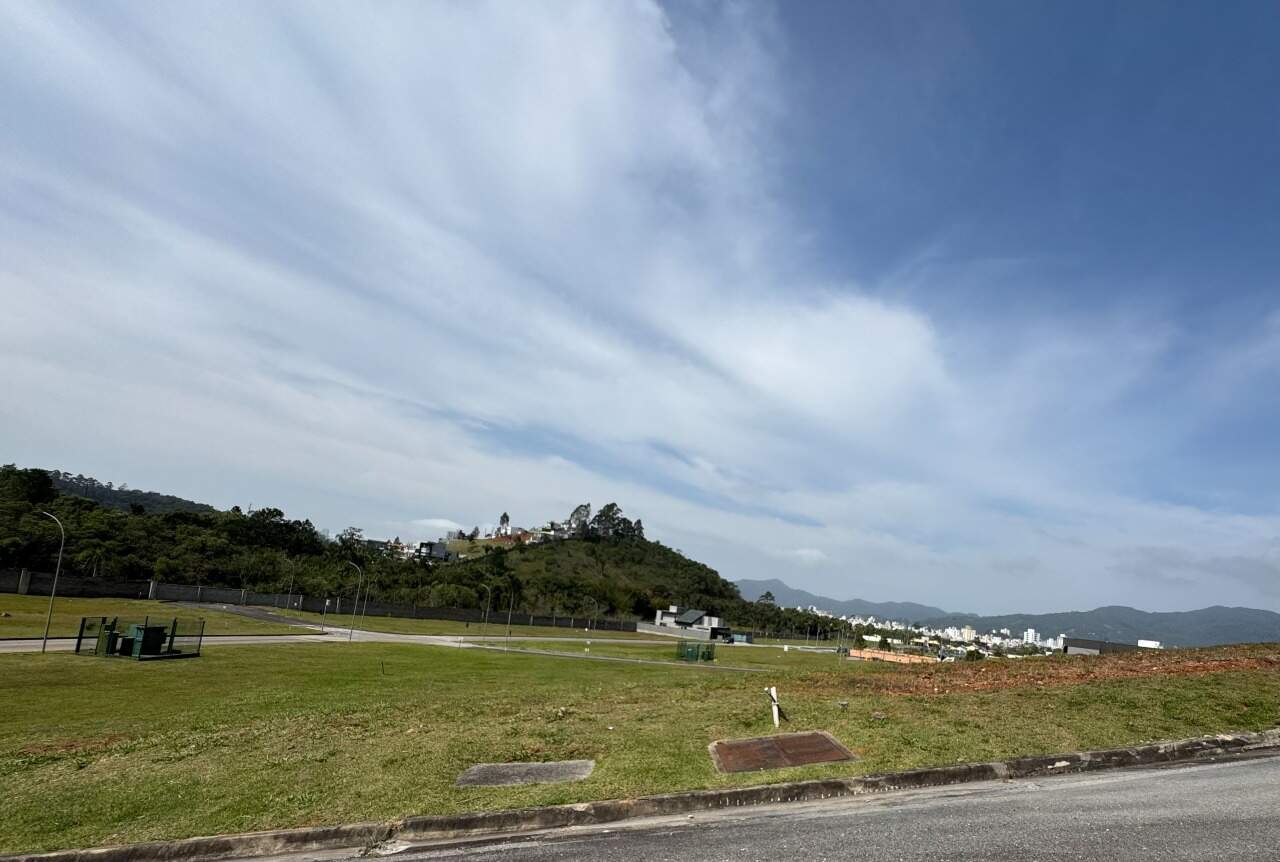 Lote/Terreno de 480m² no bairro Centro, em Camboriú | Eu Corretor