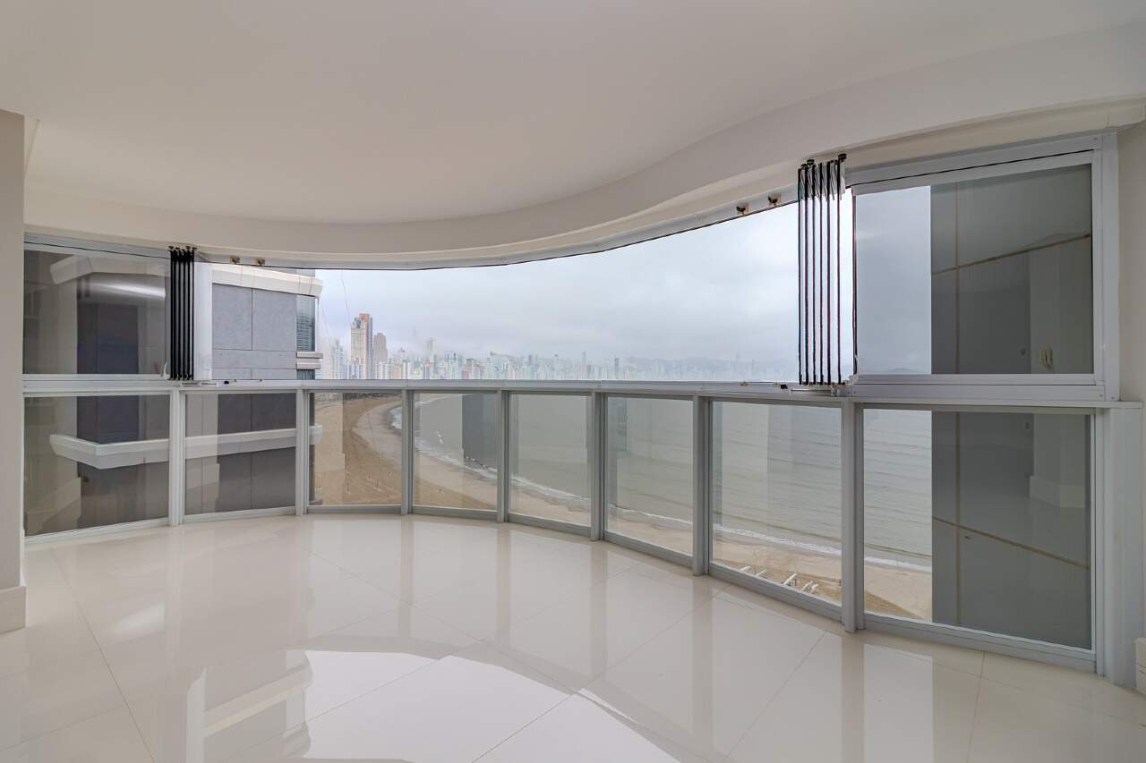 Apartamento de 4 quartos, 237m² no bairro Centro, em Balneário Camboriú | Eu Corretor