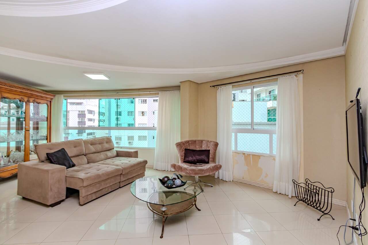 Apartamento de 3 quartos, 136m² no bairro Centro, em Balneário Camboriú | Eu Corretor