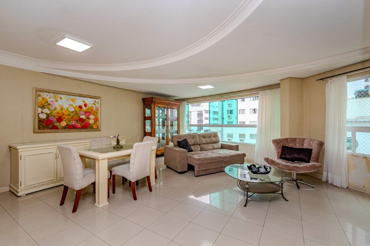 Apartamento de 3 quartos, 136m² no bairro Centro, em Balneário Camboriú | Eu Corretor