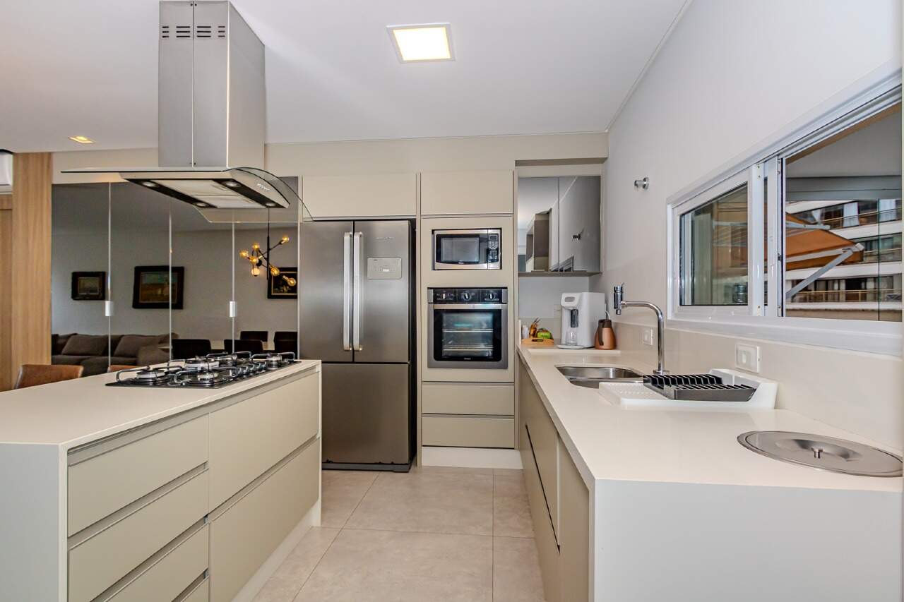 Apartamento de 3 quartos, 167m² no bairro Fazenda, em Itajaí | Eu Corretor