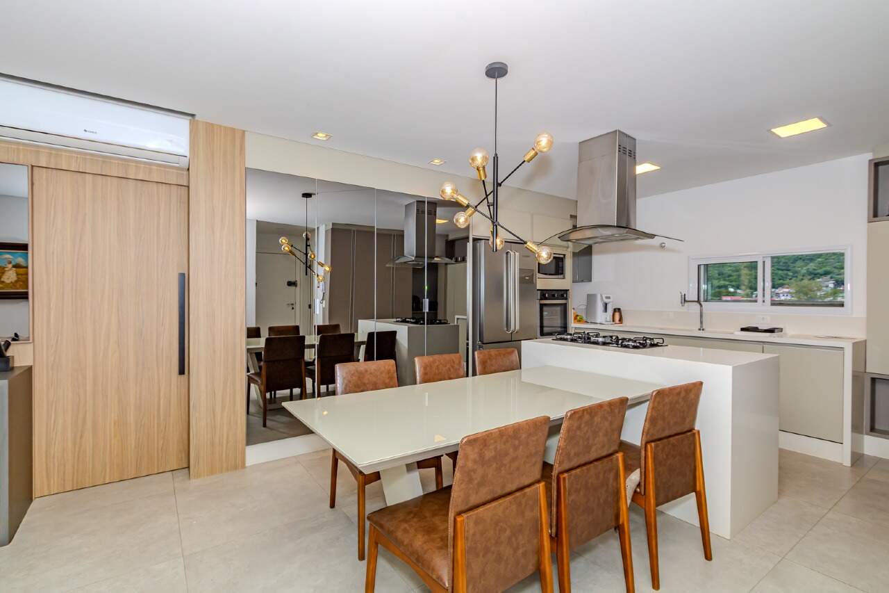 Apartamento de 3 quartos, 167m² no bairro Fazenda, em Itajaí | Eu Corretor
