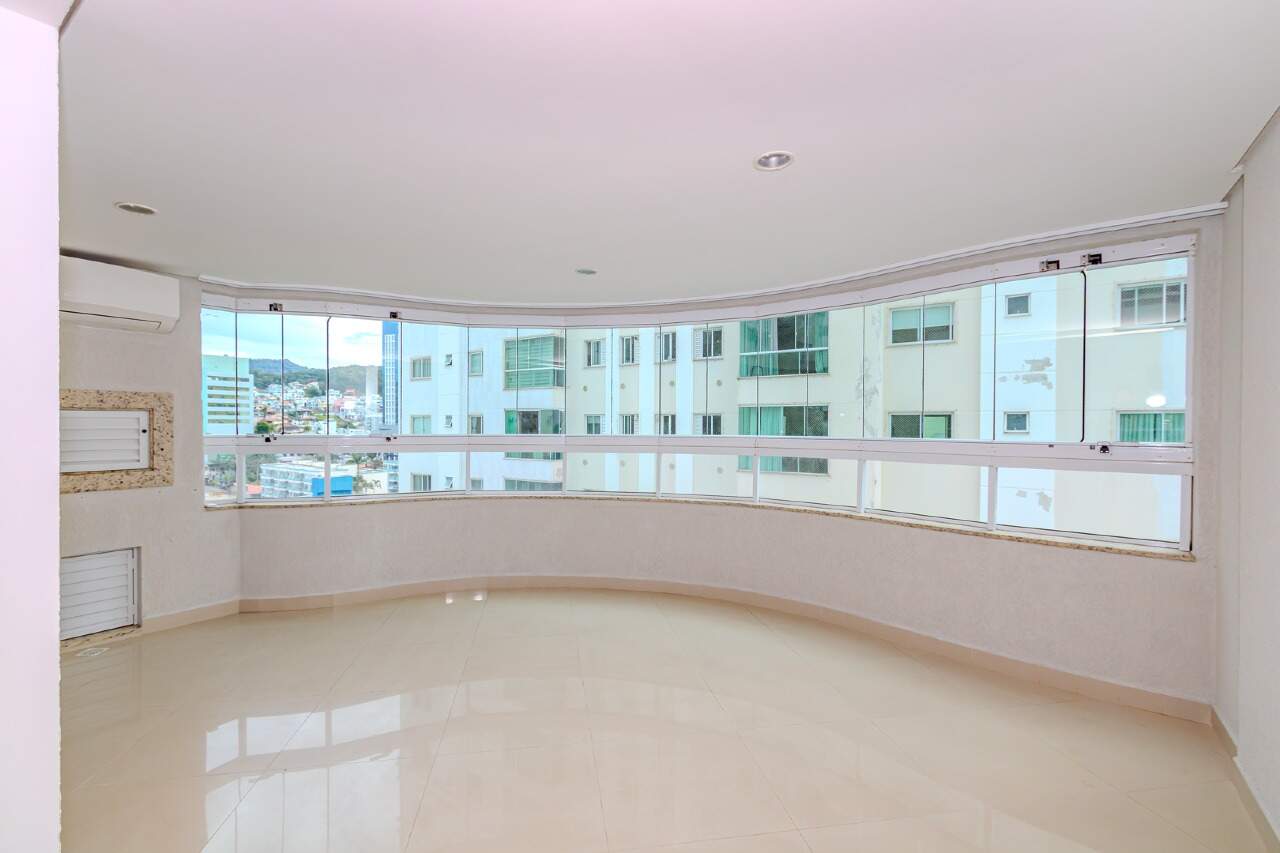 Apartamento de 3 quartos, 98m² no bairro Pioneiros, em Balneário Camboriú | Eu Corretor