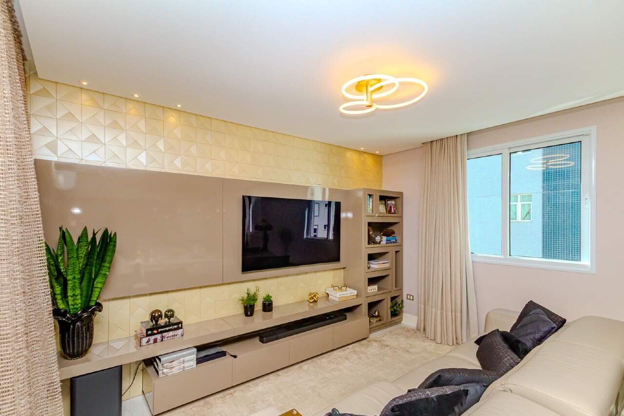 Apartamento de 3 quartos, 152m² no bairro Centro, em Balneário Camboriú | Eu Corretor