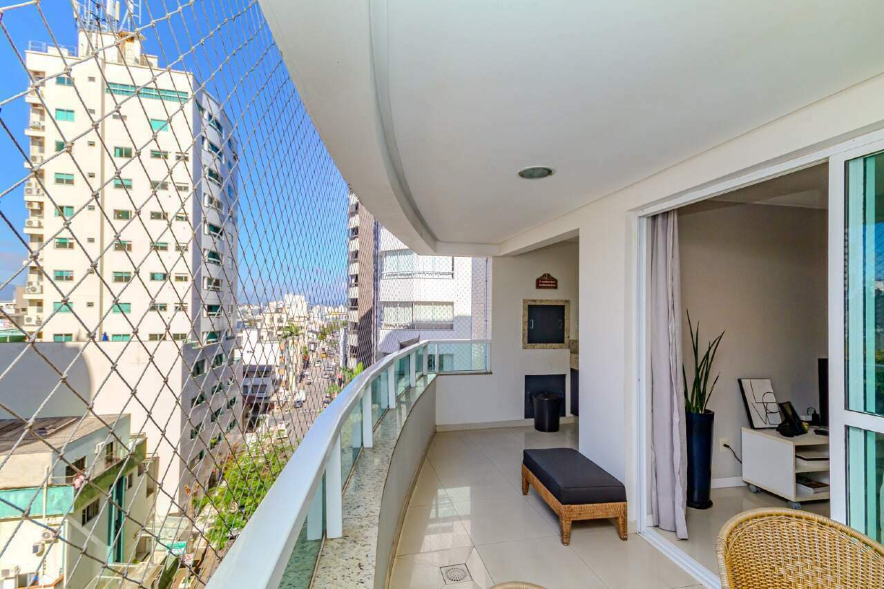 Apartamento de 3 quartos, 119m² no bairro Centro, em Balneário Camboriú | Eu Corretor