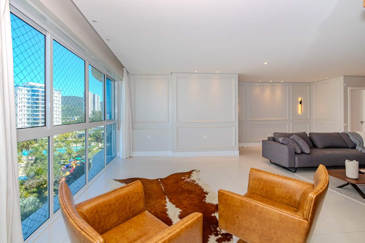 Apartamento à venda no Praia Brava: 