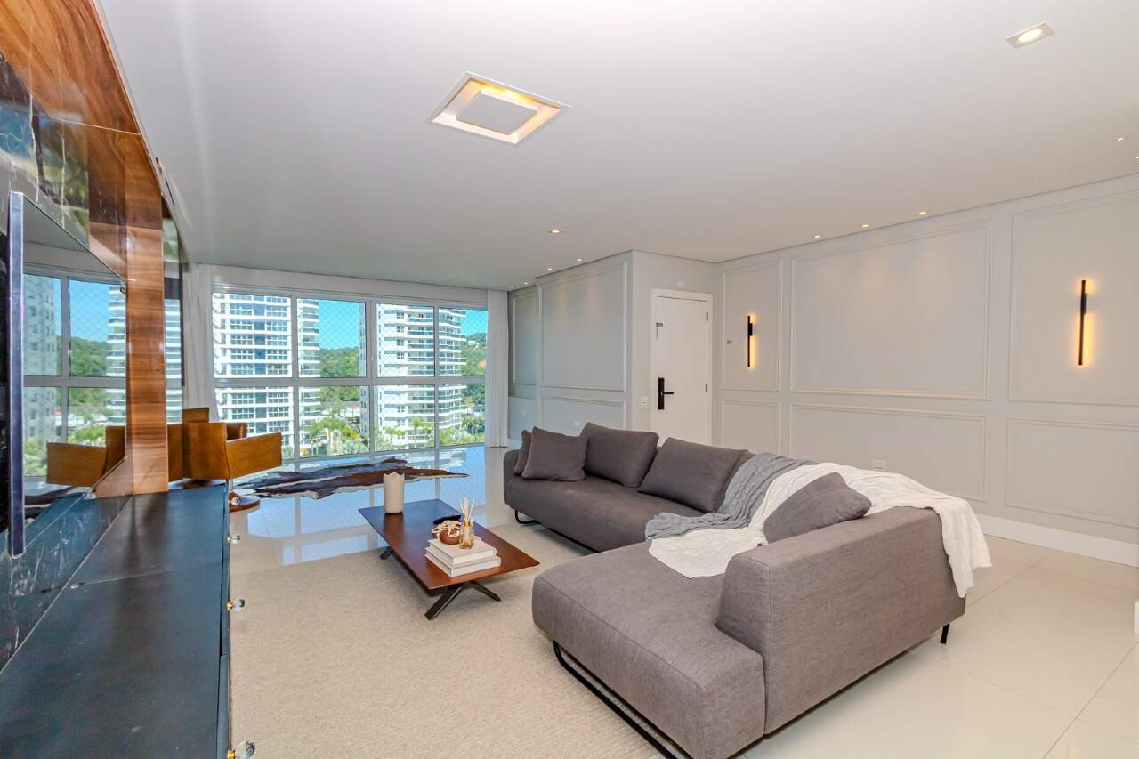 Apartamento à venda no Praia Brava: 