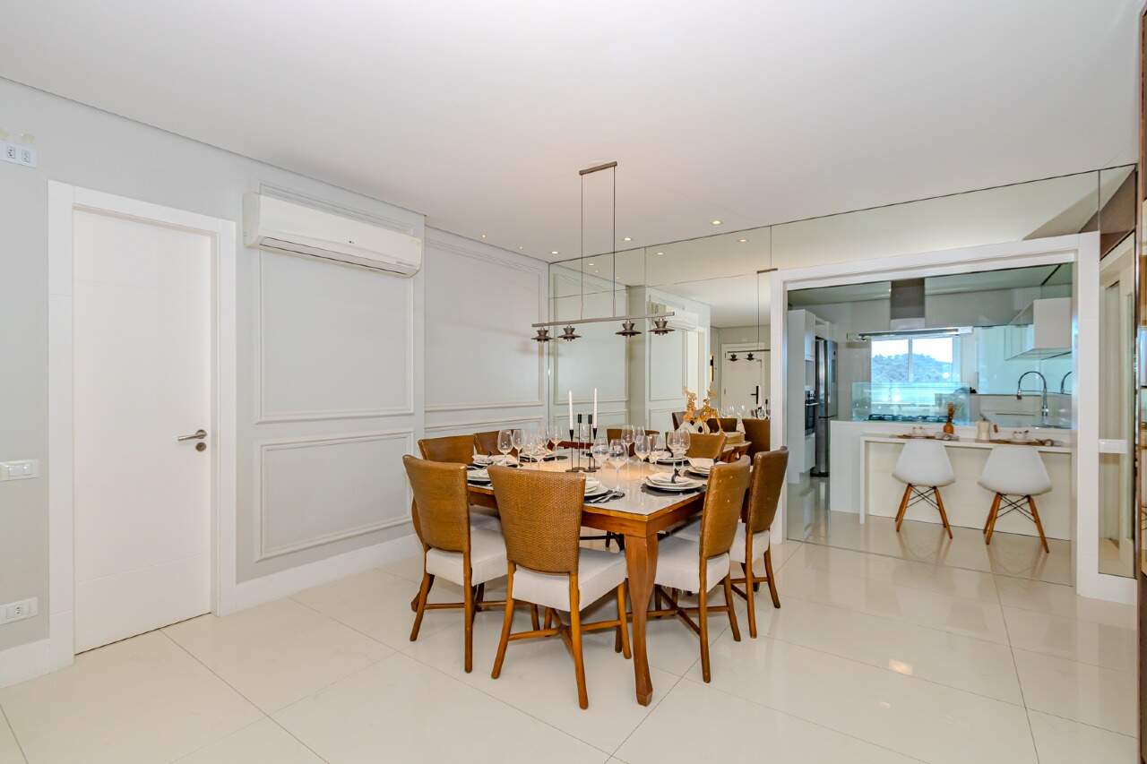 Apartamento à venda no Praia Brava: 