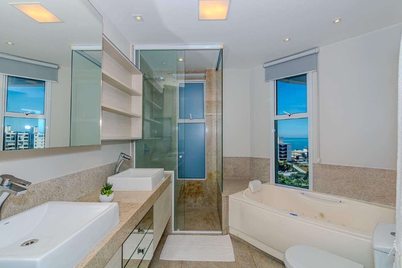 Apartamento à venda no Praia Brava: 