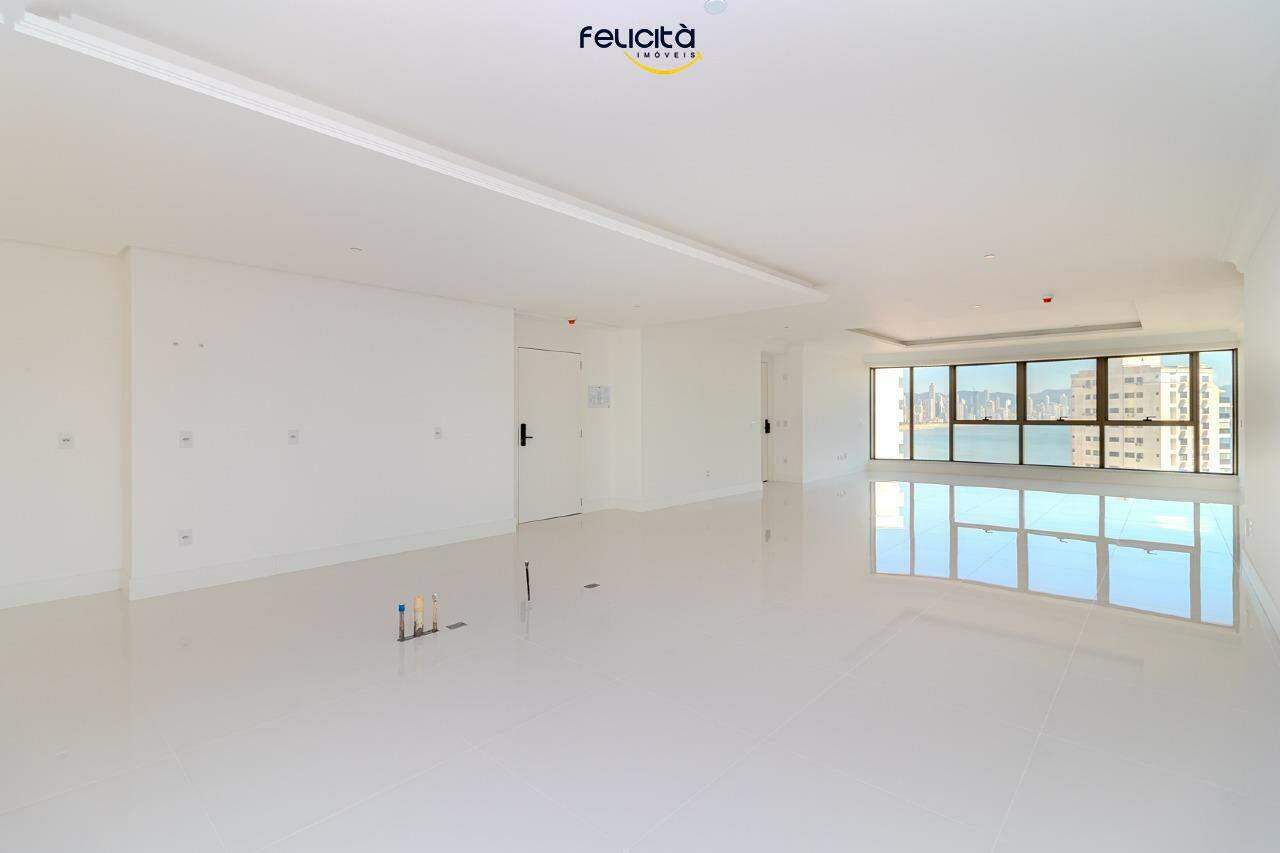 Apartamento de 4 quartos, 265m² no bairro Centro, em Balneário Camboriú | Eu Corretor