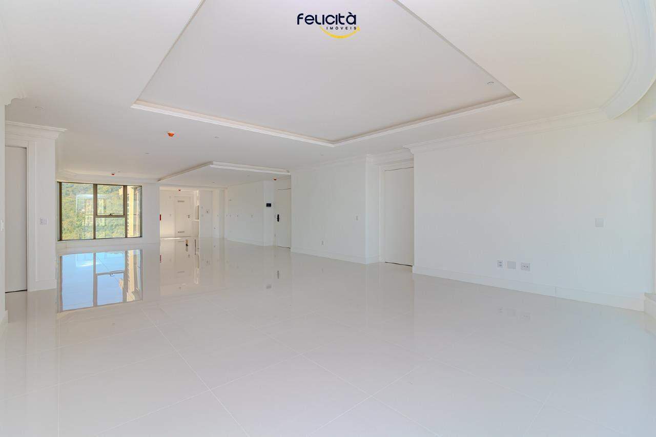 Apartamento de 4 quartos, 265m² no bairro Centro, em Balneário Camboriú | Eu Corretor