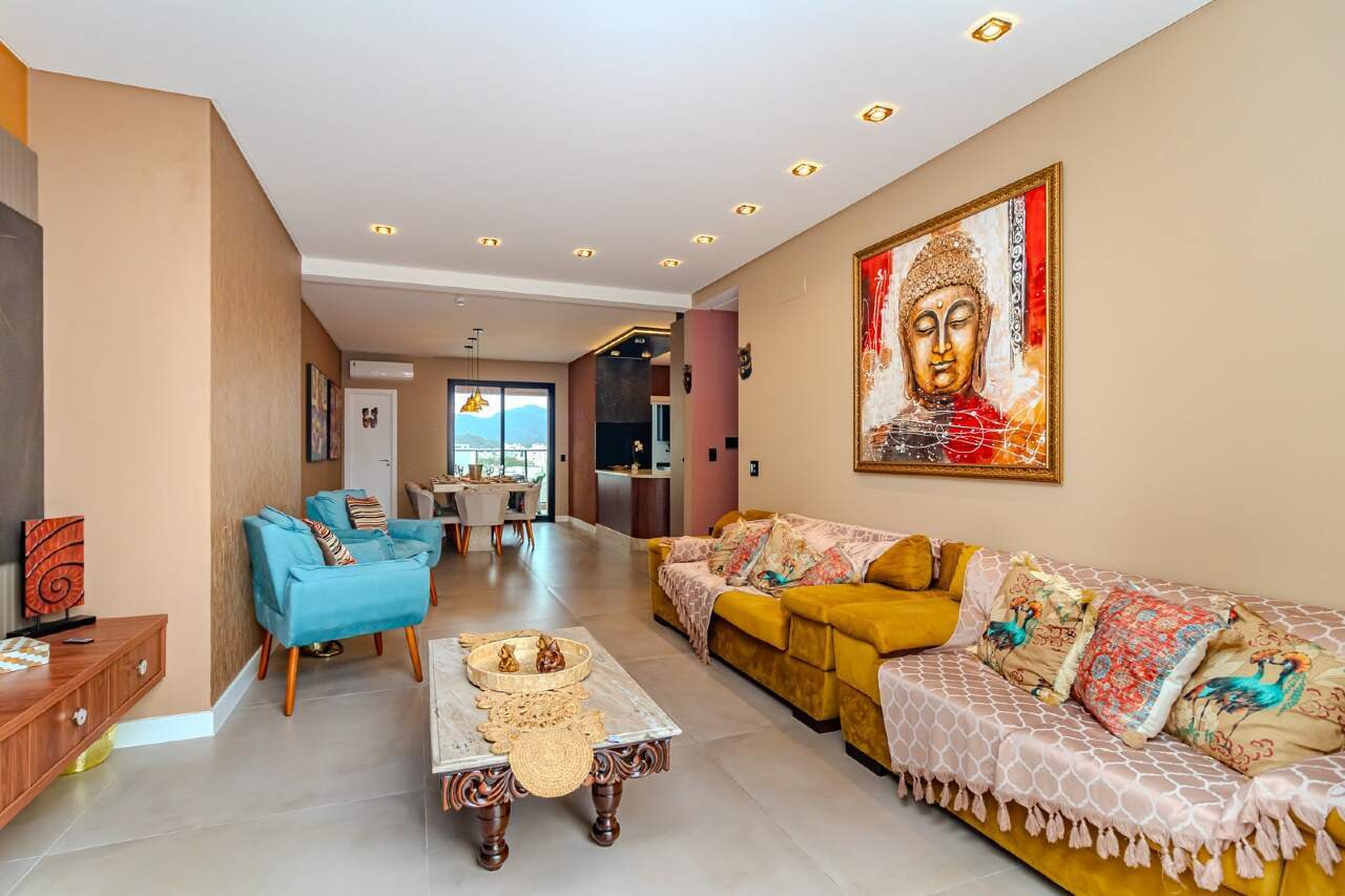 Apartamento de 4 quartos, 300m² no bairro Centro, em Balneário Camboriú | Eu Corretor