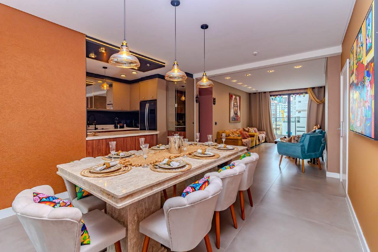 Apartamento de 4 quartos, 300m² no bairro Centro, em Balneário Camboriú | Eu Corretor