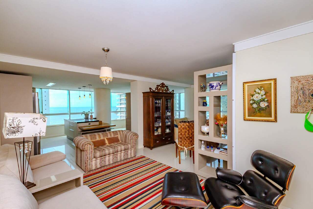 Apartamento de 3 quartos, 180m² no bairro Barra Sul, em Balneário Camboriú | Eu Corretor