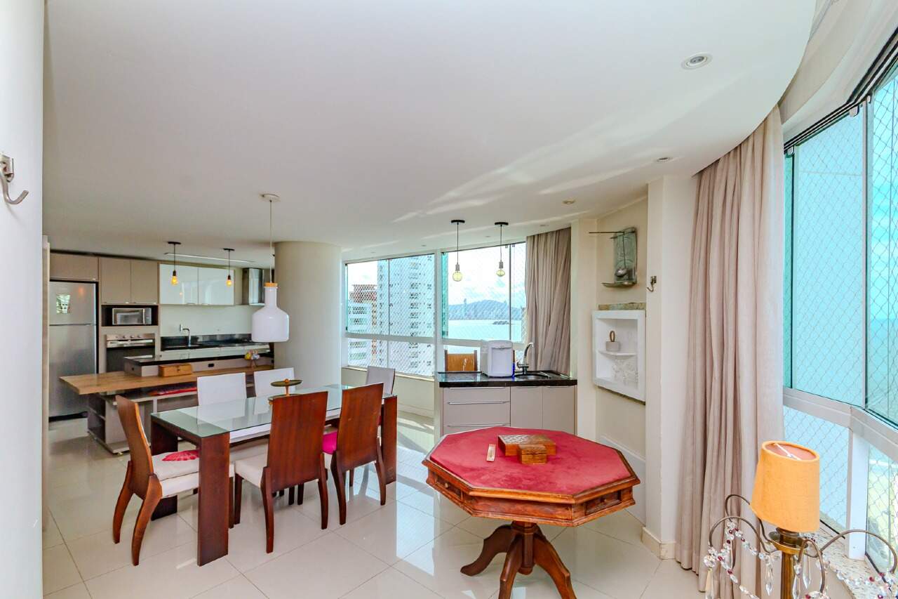 Apartamento de 3 quartos, 180m² no bairro Barra Sul, em Balneário Camboriú | Eu Corretor