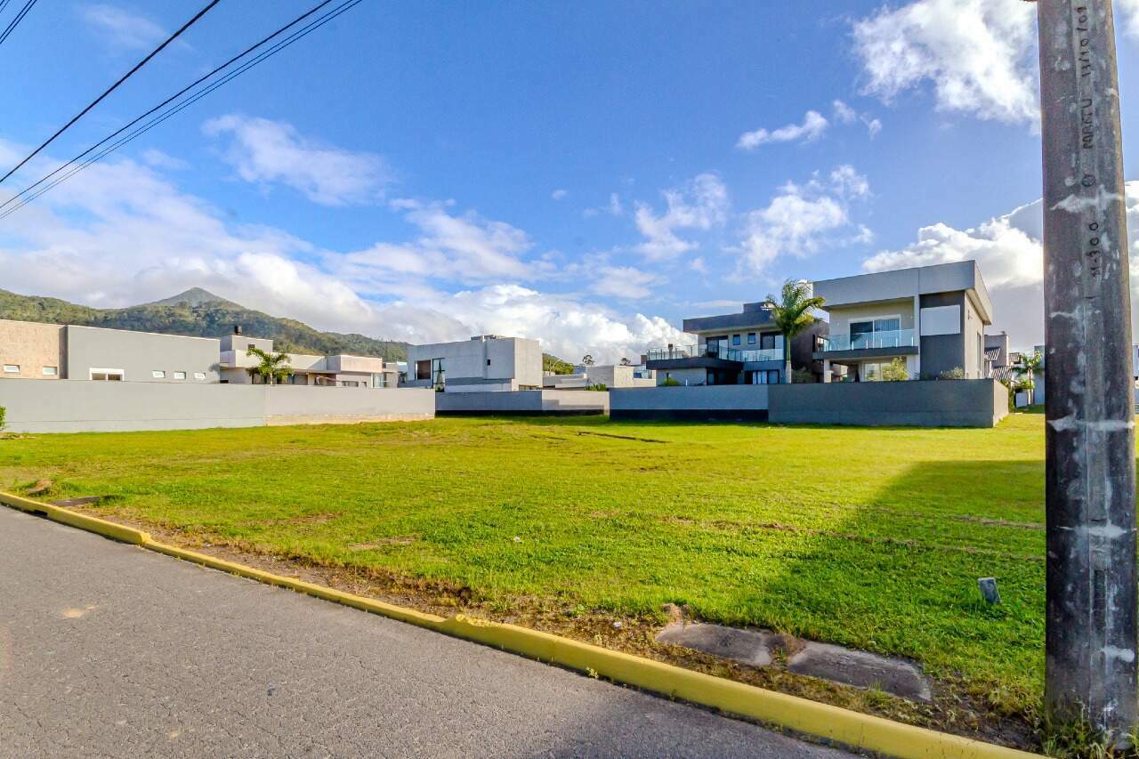Lote/Terreno de 18m² no bairro Centro, em Camboriú | Eu Corretor