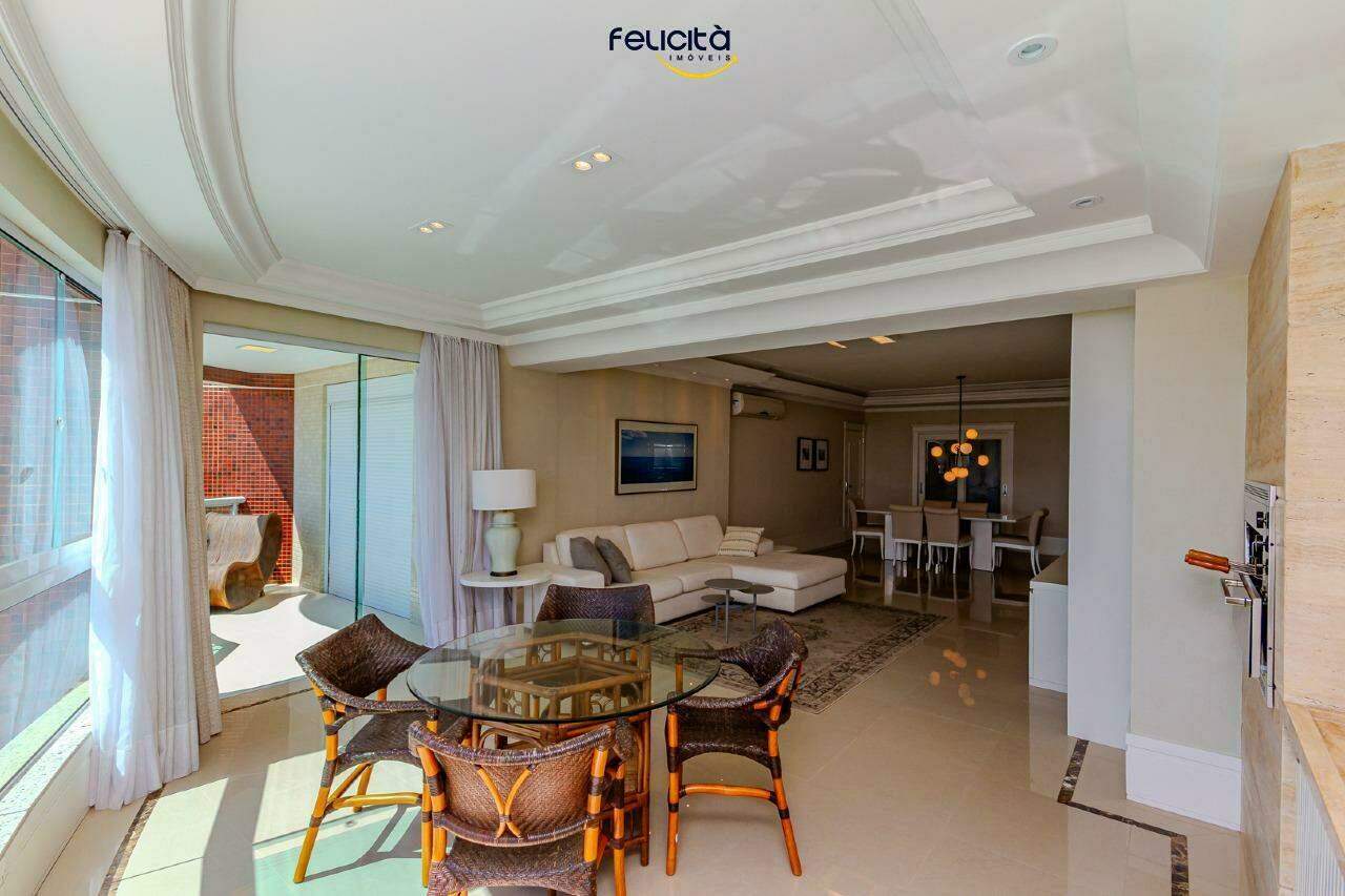 Apartamento de 3 quartos, 185m² no bairro Barra Sul, em Balneário Camboriú | Eu Corretor