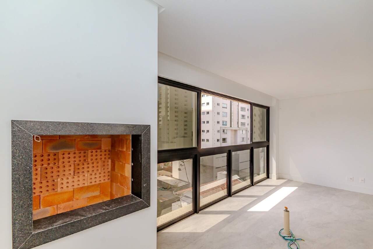 Apartamento de 3 quartos, 111m² no bairro Pioneiros, em Balneário Camboriú | Eu Corretor