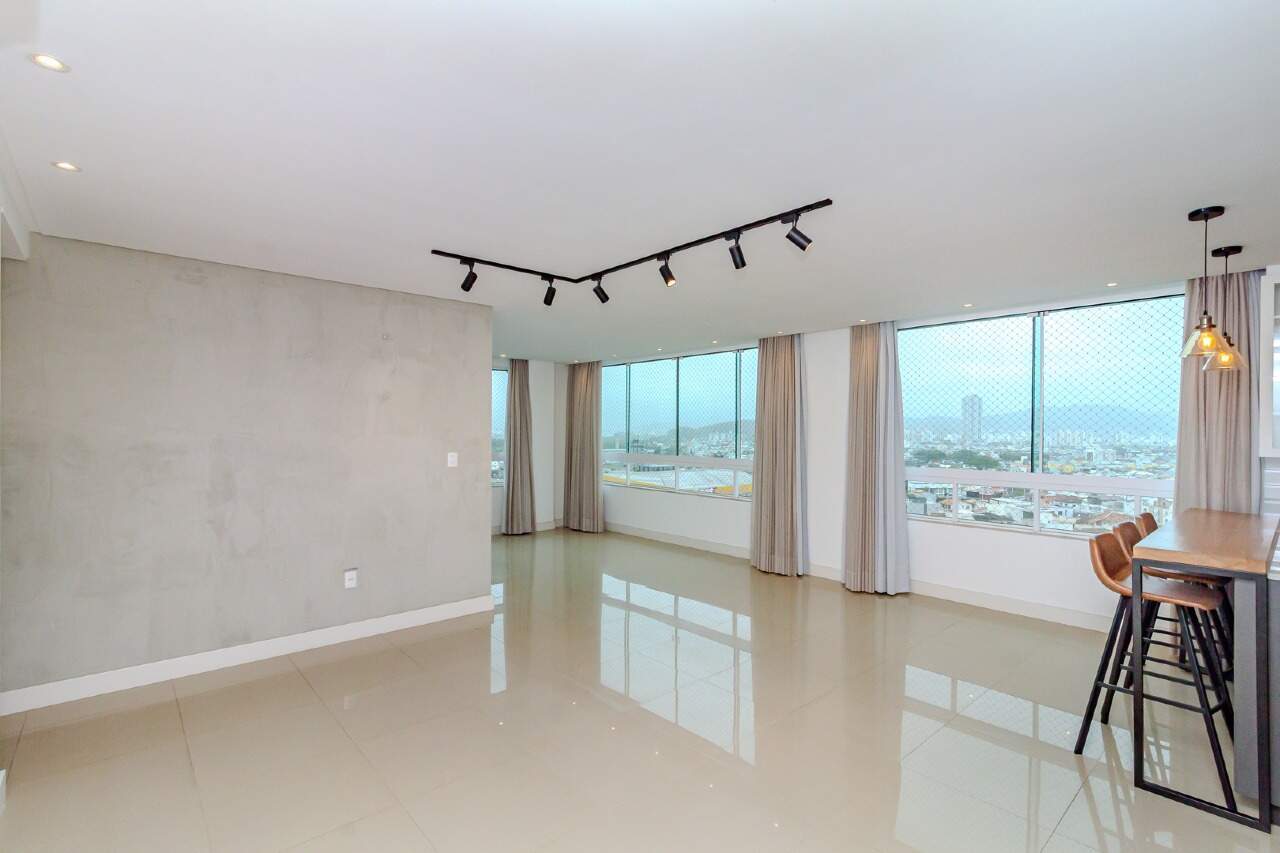 Apartamento de 3 quartos, 130m² no bairro Centro, em Balneário Camboriú | Eu Corretor