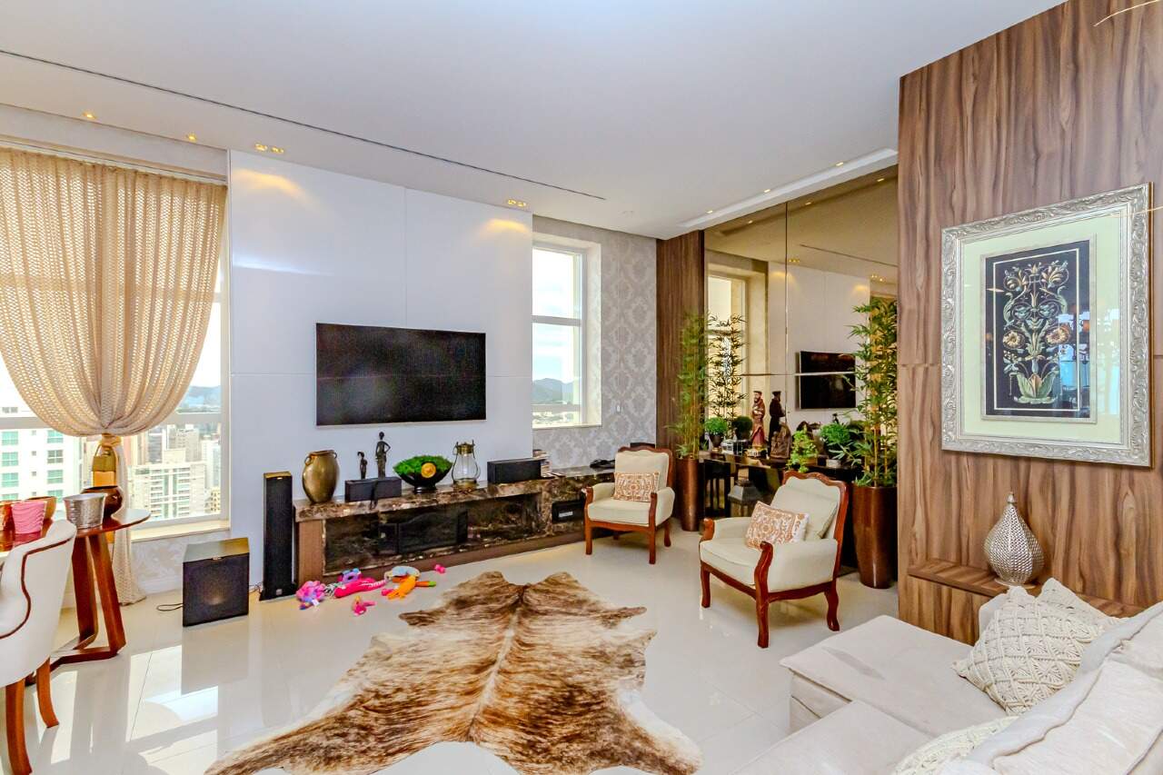 Cobertura de 3 quartos, 265m² no bairro Centro, em Balneário Camboriú | Eu Corretor