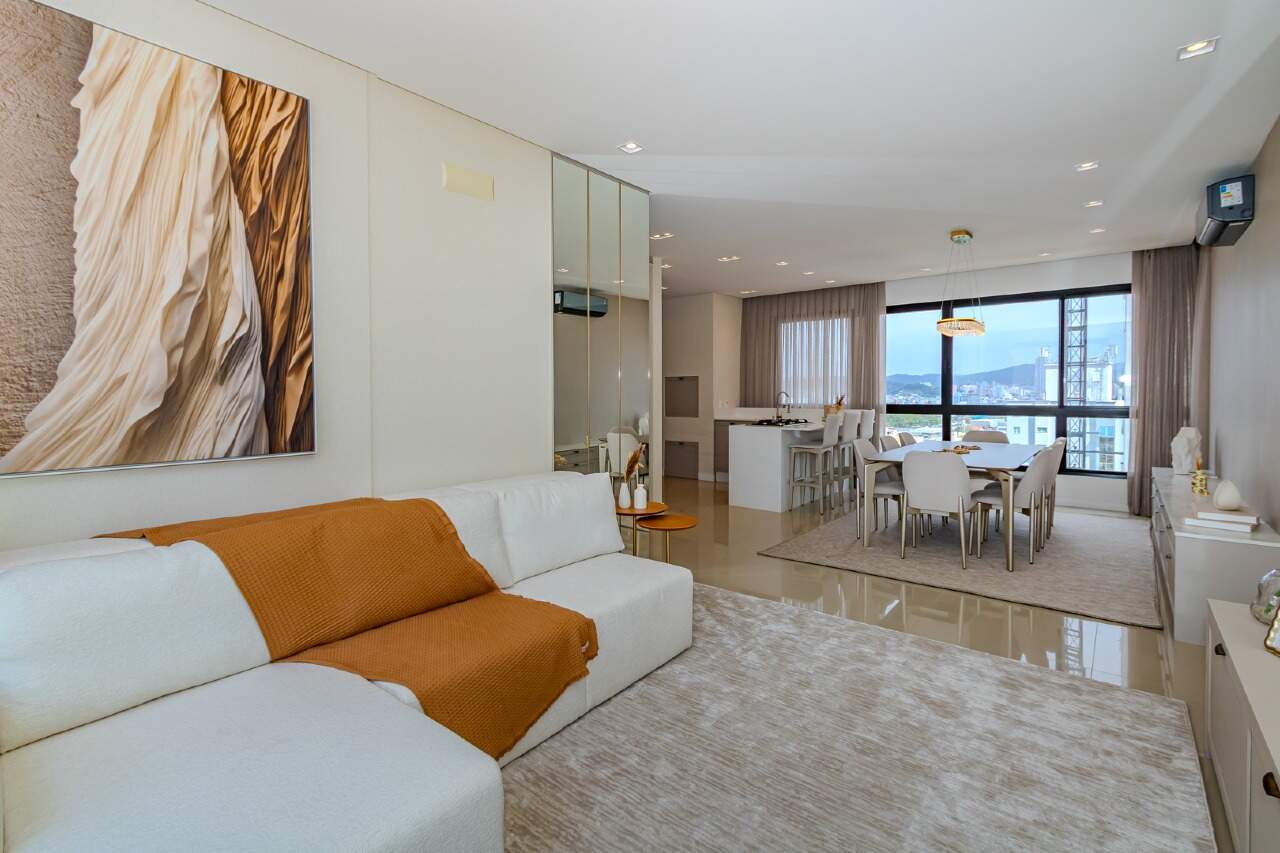 Apartamento de 3 quartos, 129m² no bairro Centro, em Balneário Camboriú | Eu Corretor