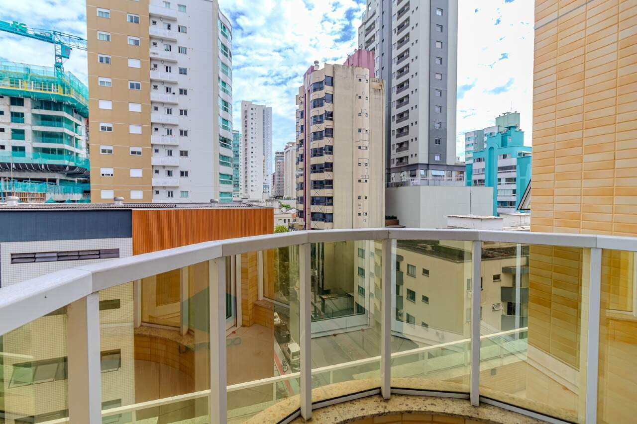 Apartamento de 3 quartos, 130m² no bairro Centro, em Balneário Camboriú | Eu Corretor