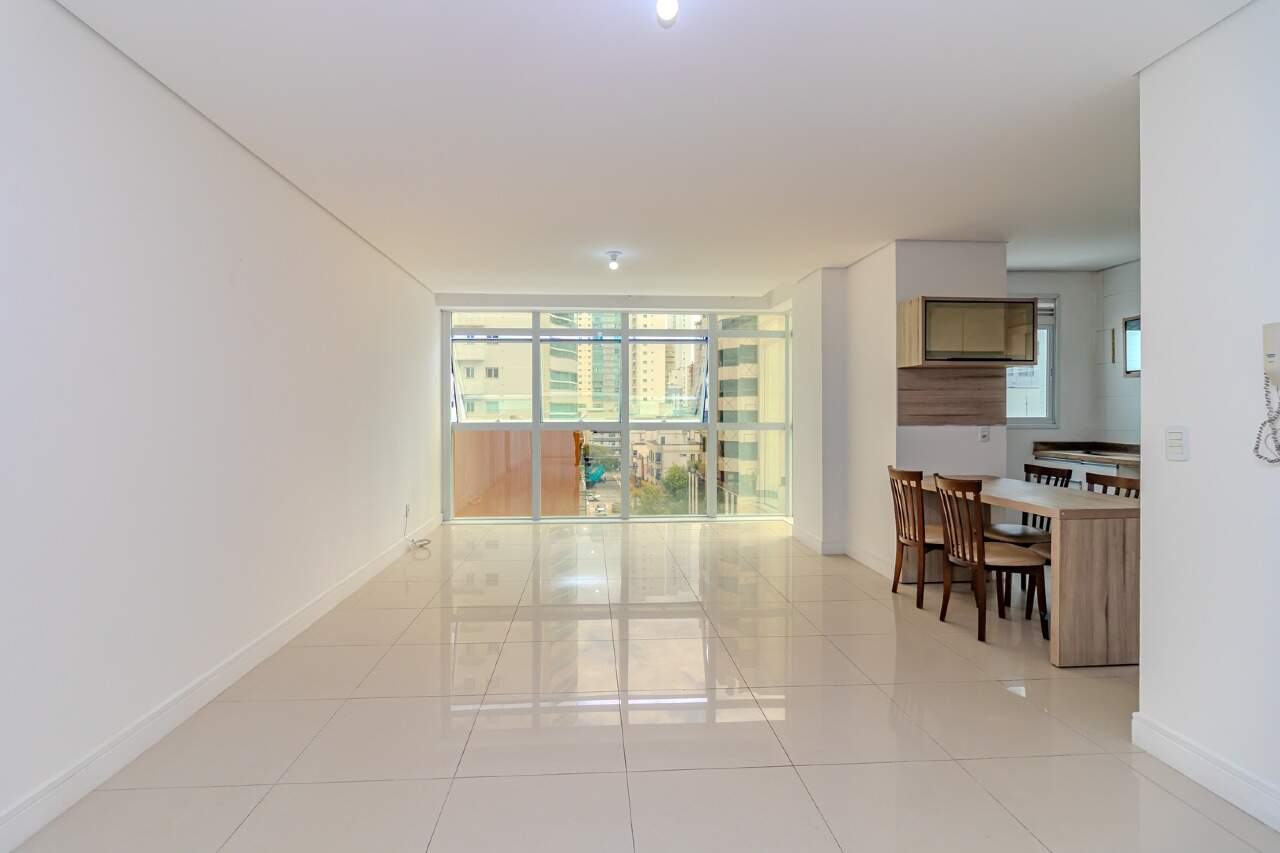 Apartamento de 3 quartos, 130m² no bairro Centro, em Balneário Camboriú | Eu Corretor