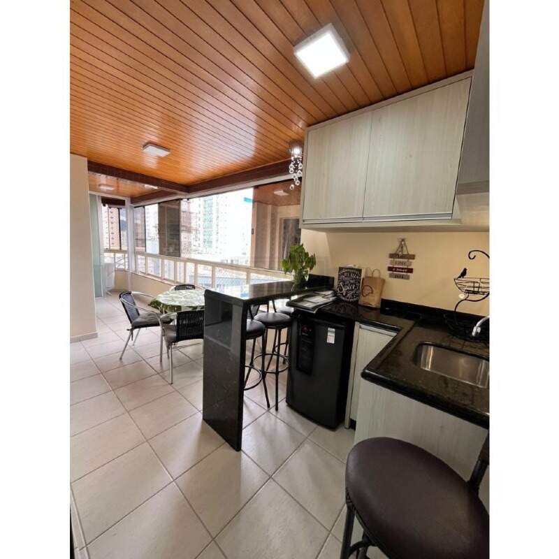 Apartamento de 3 quartos, 170m² no bairro Centro, em Balneário Camboriú | Eu Corretor