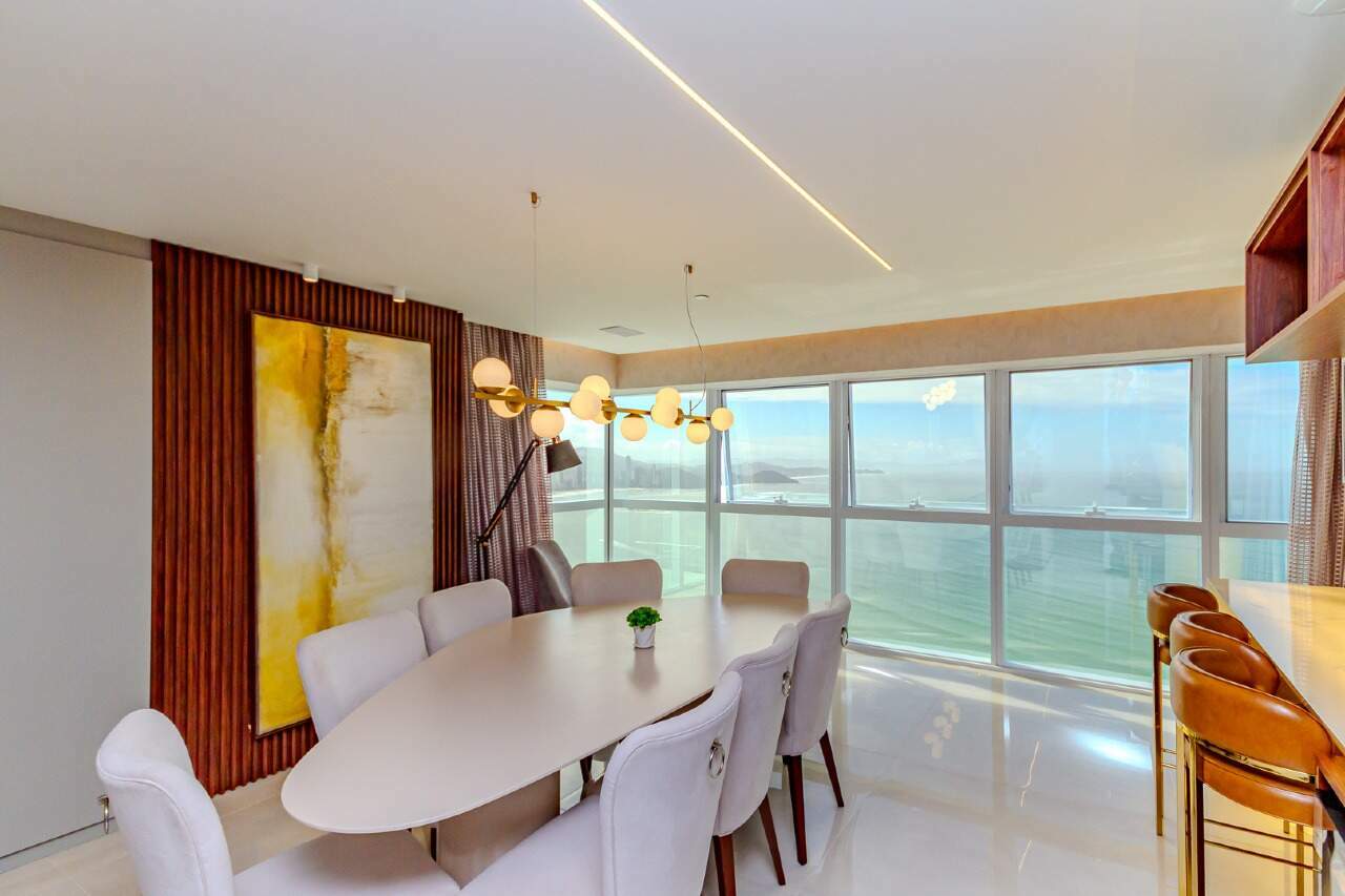 Apartamento de 4 quartos, 198m² no bairro Centro, em Balneário Camboriú | Eu Corretor