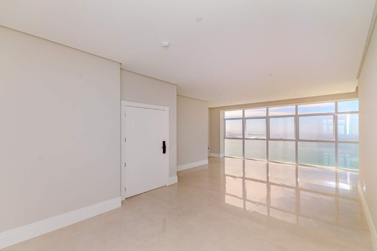 Apartamento de 4 quartos, 198m² no bairro Centro, em Balneário Camboriú | Eu Corretor