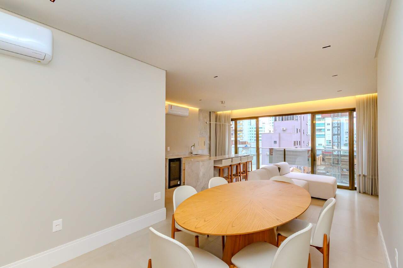 Apartamento de 4 quartos, 138m² no bairro Centro, em Balneário Camboriú | Eu Corretor