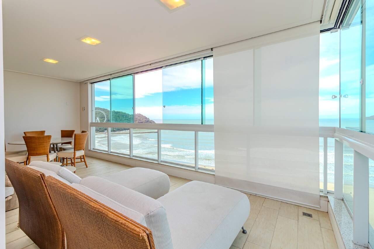 Apartamento de 3 quartos, 315m² no bairro Centro, em Balneário Camboriú | Eu Corretor