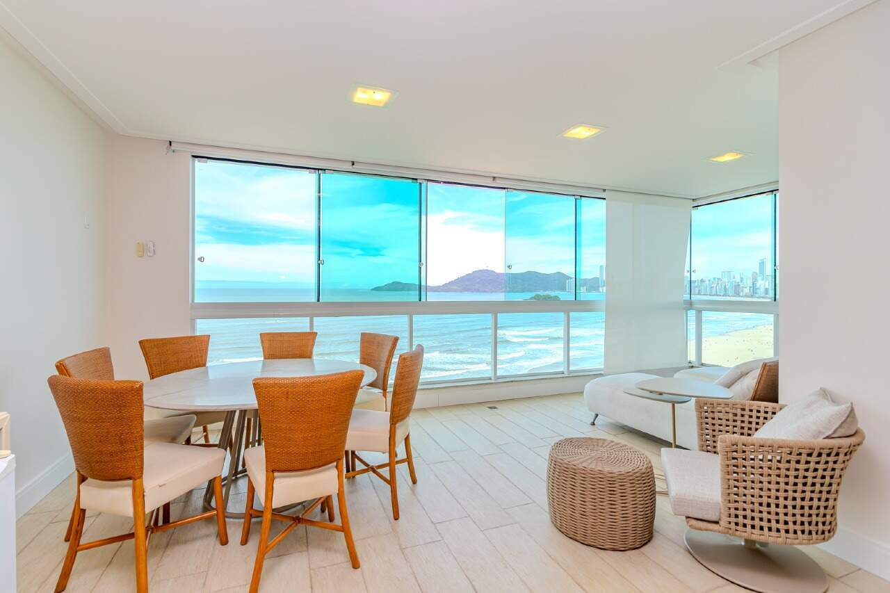 Apartamento de 3 quartos, 315m² no bairro Centro, em Balneário Camboriú | Eu Corretor