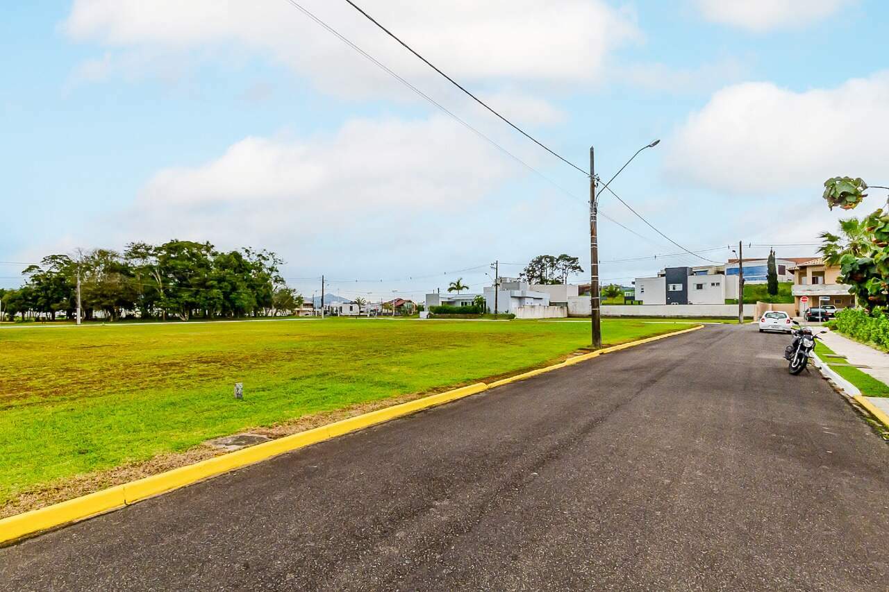 Lote/Terreno de 383m² no bairro Centro, em Camboriú | Eu Corretor