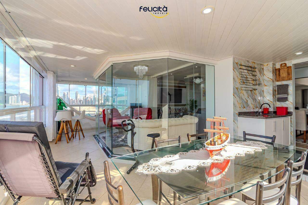 Apartamento de 3 quartos, 187m² no bairro Centro, em Balneário Camboriú | Eu Corretor