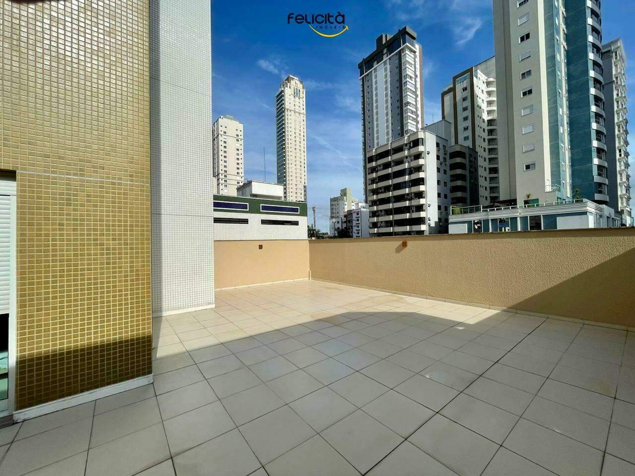 Apartamento de 2 quartos, 260m² no bairro Centro, em Balneário Camboriú | Eu Corretor