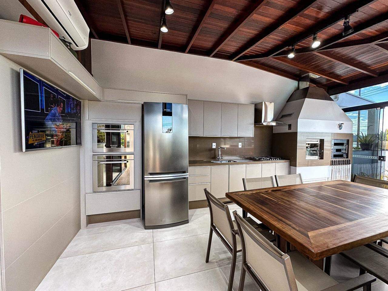 Apartamento de 4 quartos, 412m² no bairro Centro, em Balneário Camboriú | Eu Corretor